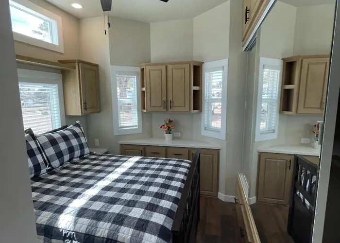 Paradise Rv *